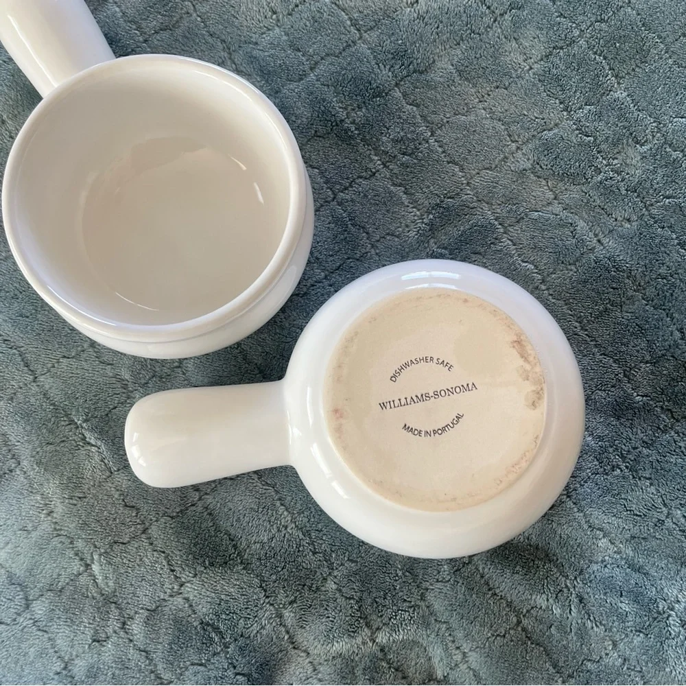 Williams Sonoma White Ceramic French‎ Soup Bowls bundle of 2